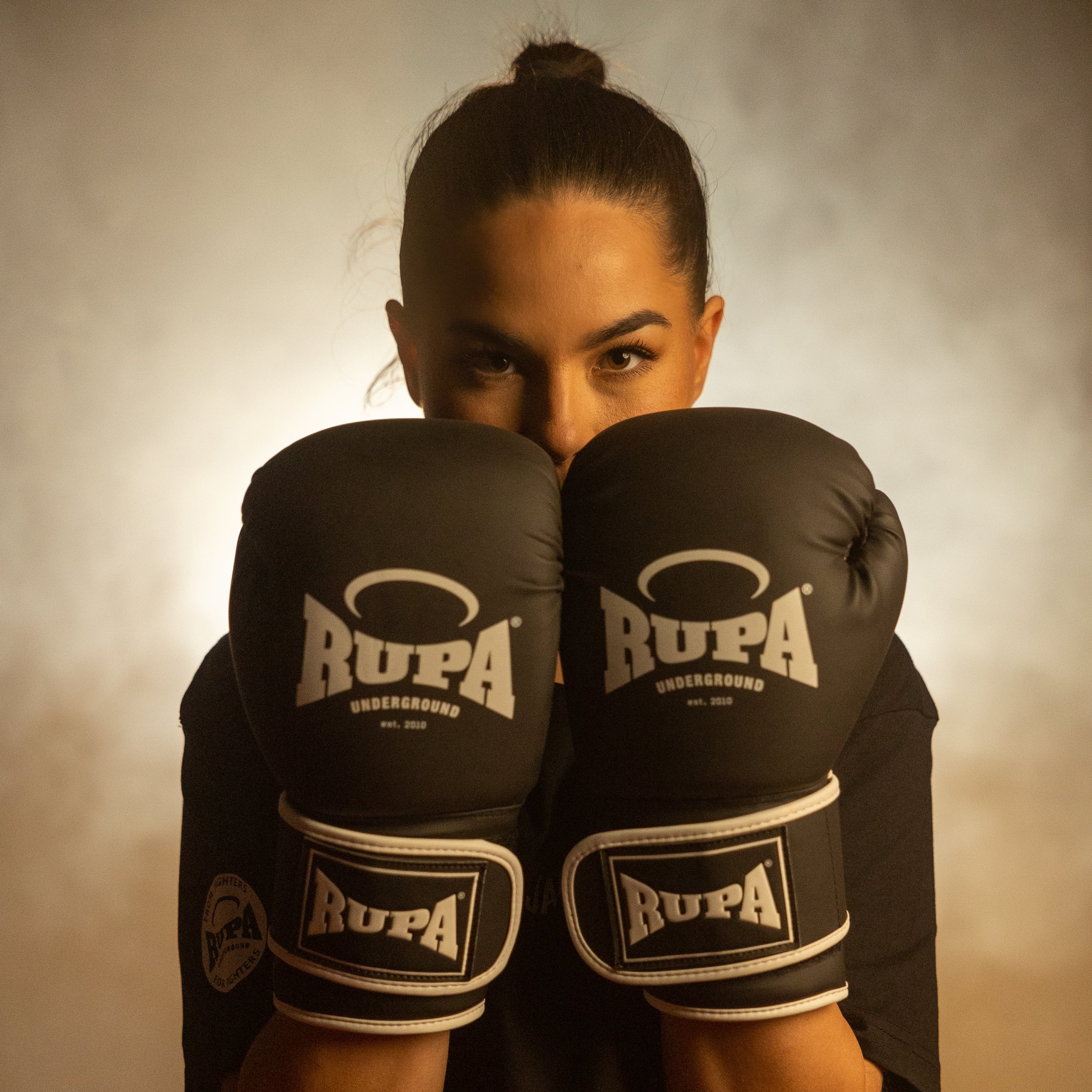 RUPA Jaro I Jet Black / White I Boxing gloves